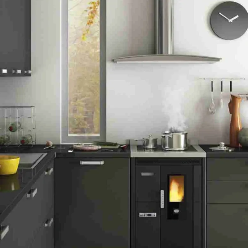 SOBA PE PELETI NINA 7.5KW - NEGRU - INCASTRABILA SOBA PE PELETI NINA 7.5KW - NEGRU - INCASTRABILA