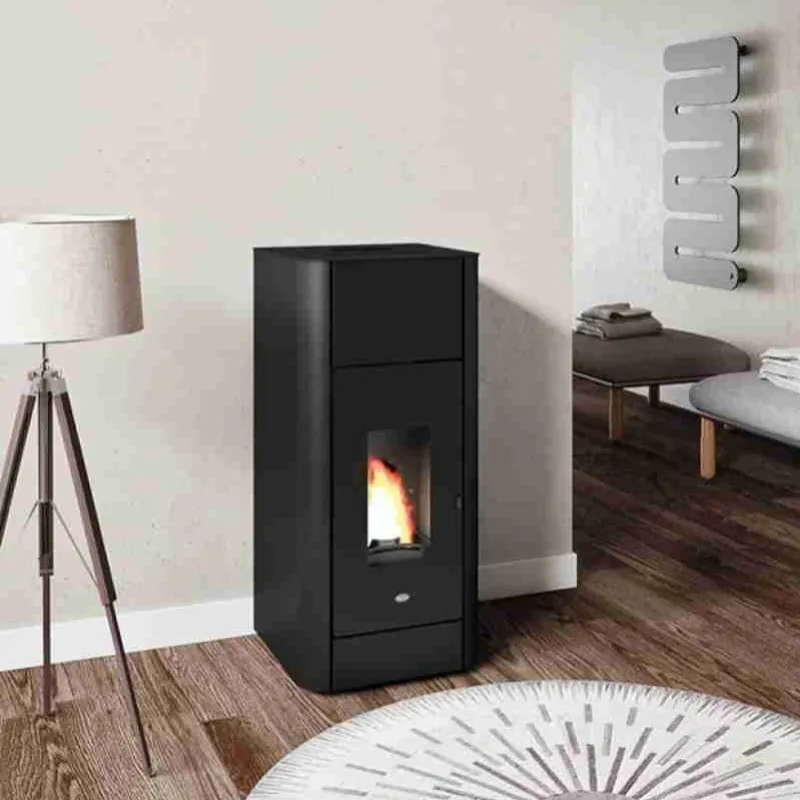 TERMOSEMINEU PE PELETI FRIDA 17.5KW - NEGRU TERMOSEMINEU PE PELETI FRIDA 17.5KW - NEGRU